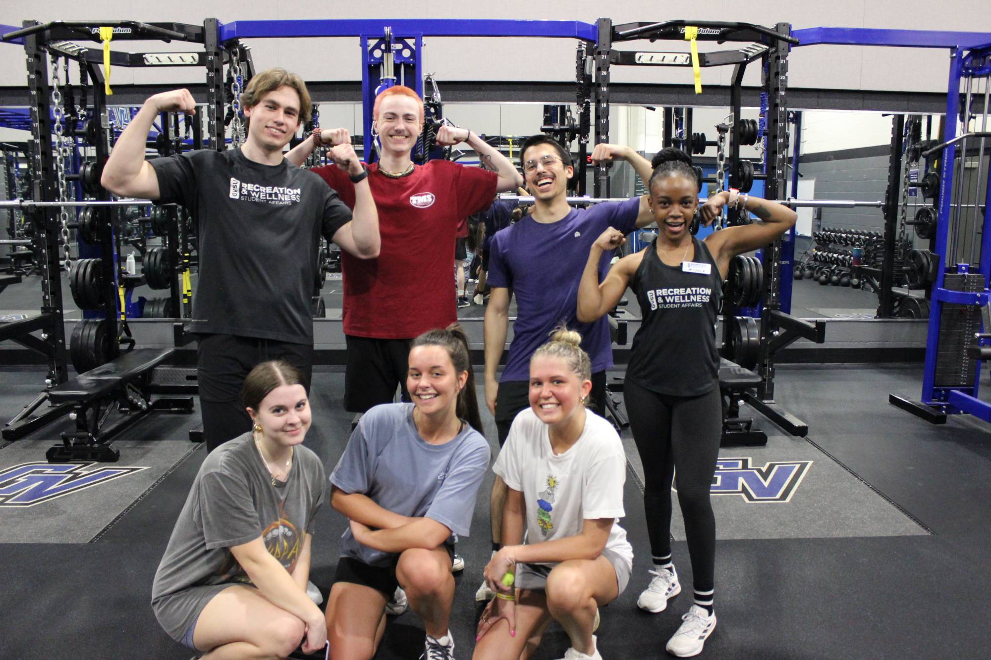 group photo from a weight lifting class